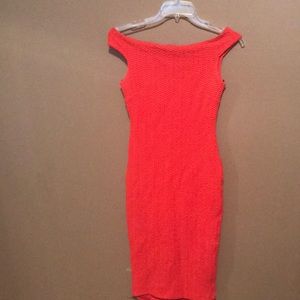 Beautiful midi red midi dress!
